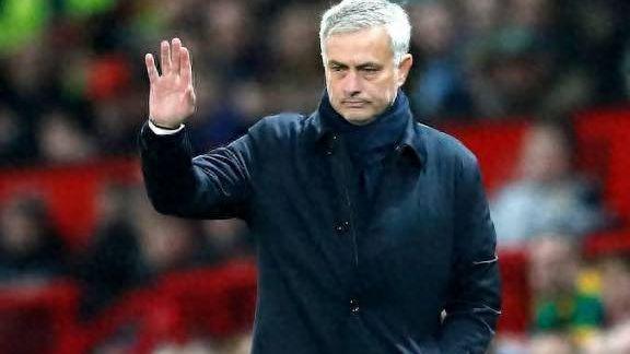 hth官网入口-师徒对决暗藏杀机!阿韦洛亚率皇马迎战穆里尼奥,关键战不容有失